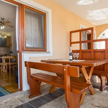 Branko Apartment